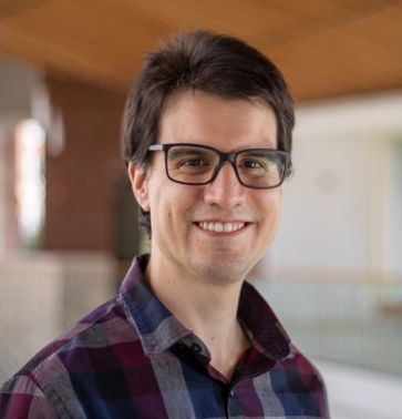 Albert Rivero headshot